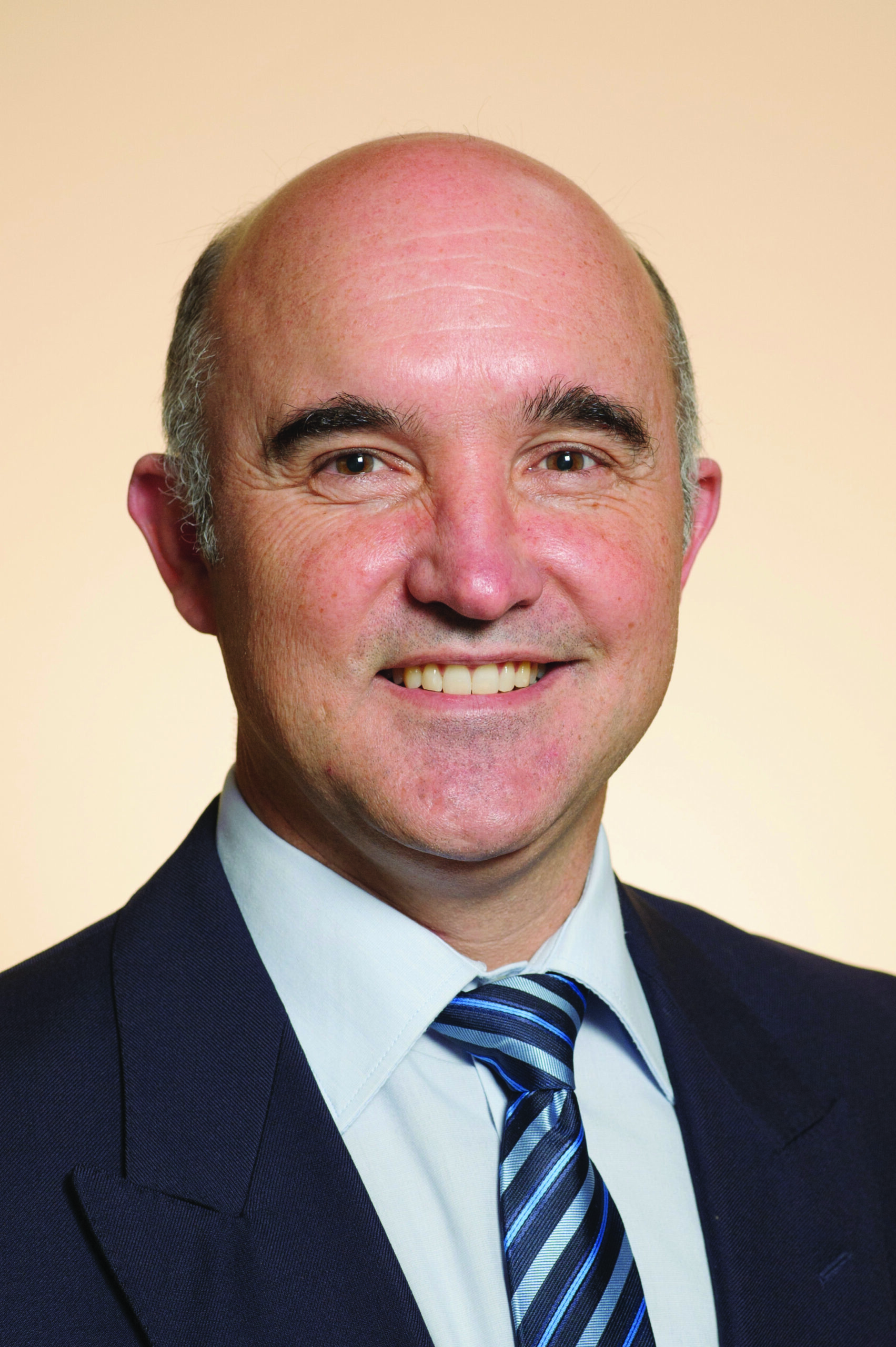 Eddie-Webb-elephant-advisor–scaled